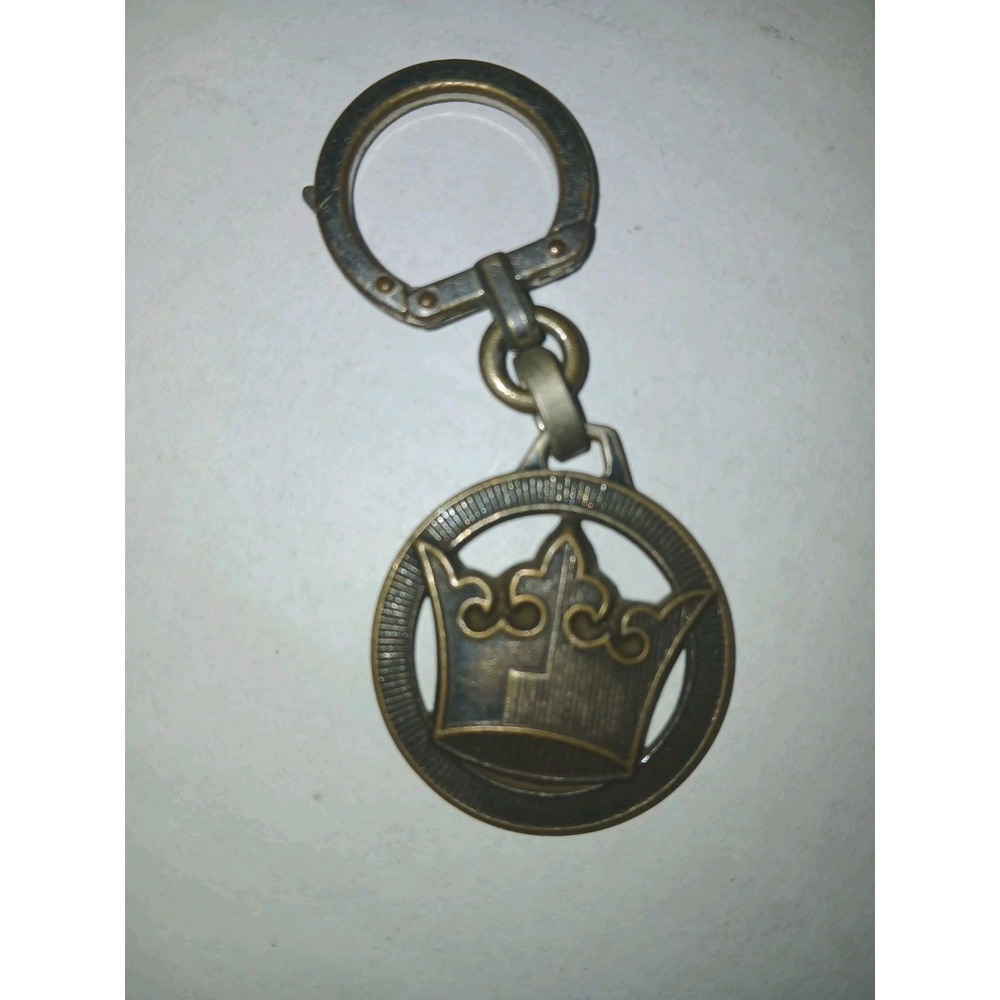 Lot Of 4 Novelty KEY RING Vintage Miniature Football, Shell Station Ect. - Picture 2 of 6